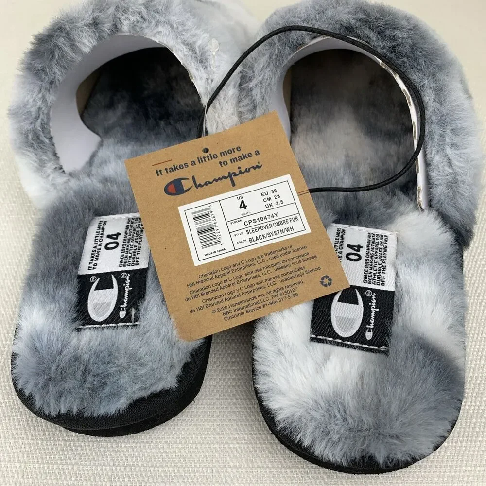 Champion‎ Sleepover Ombre Fur Black/Svstn/White Slipper Youth 4 New - Small Flaw